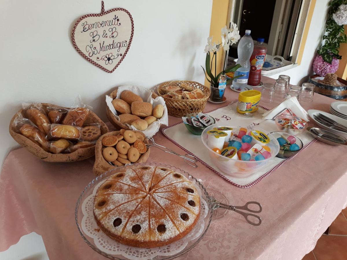 B&B Is Murdegus Tortolì Buitenkant foto