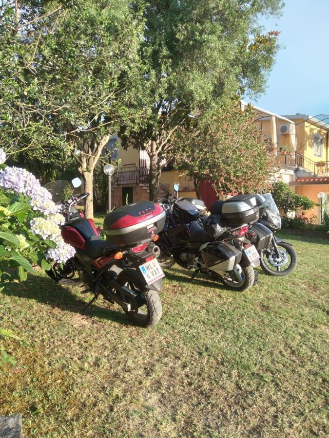 B&B Is Murdegus Tortolì Buitenkant foto